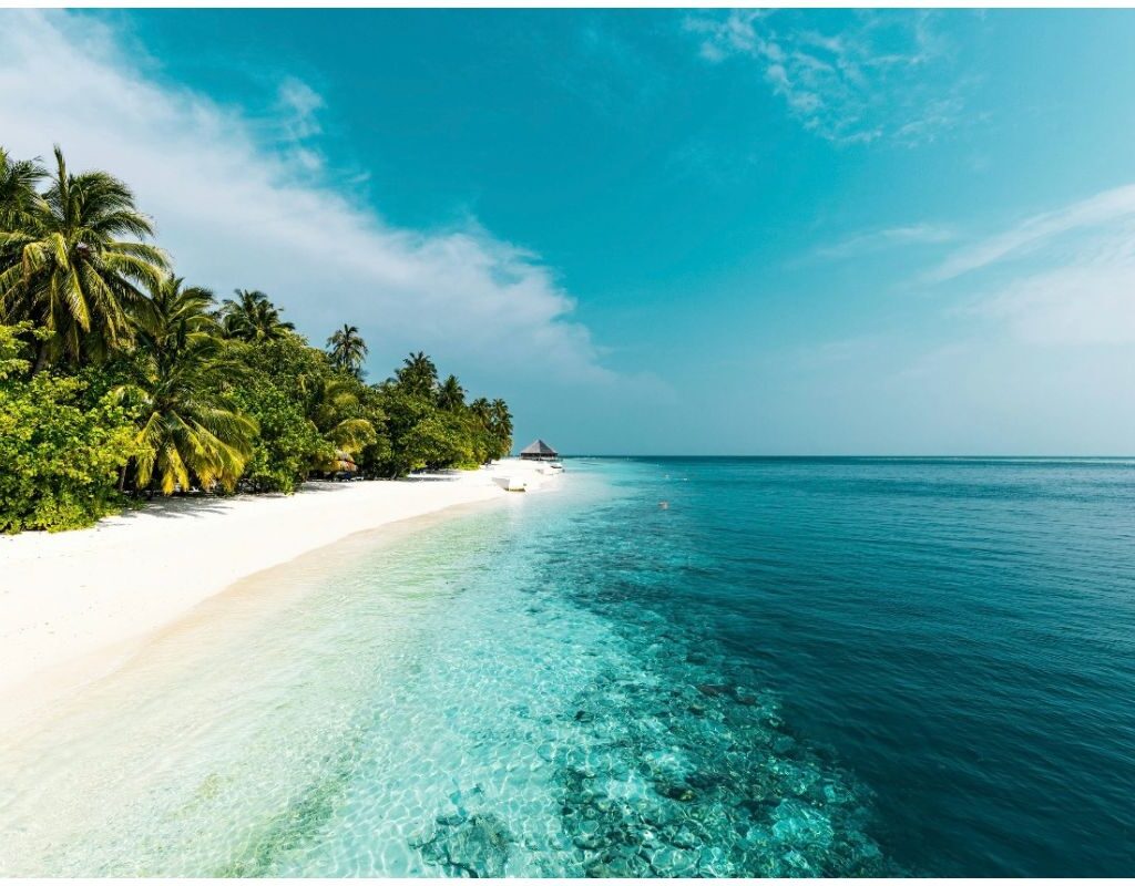 The Maldives: where the ocean dances with the sky - Luxury Itinerary TripsWithSam