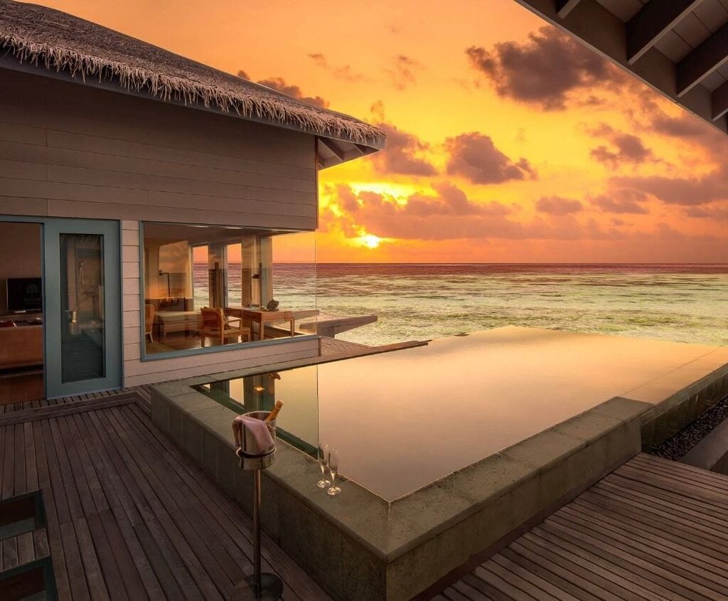 Maldives Luxury Trip Itinerary -7 Days | Trips with sam